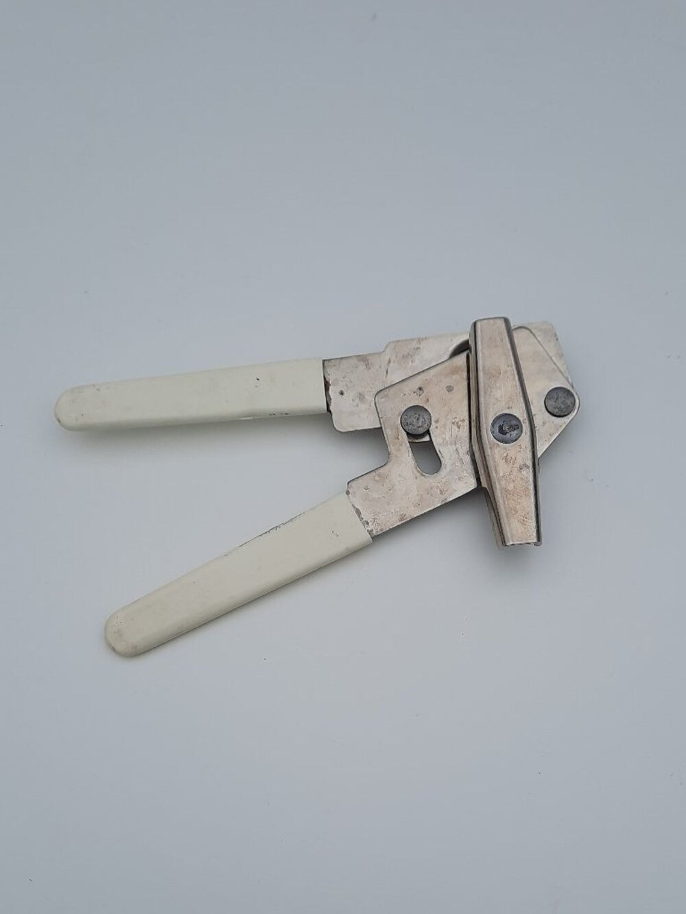 Vintage Swing-A-Way Manual Can Opener Almond Grips Handles Bottle Opener 7” USA